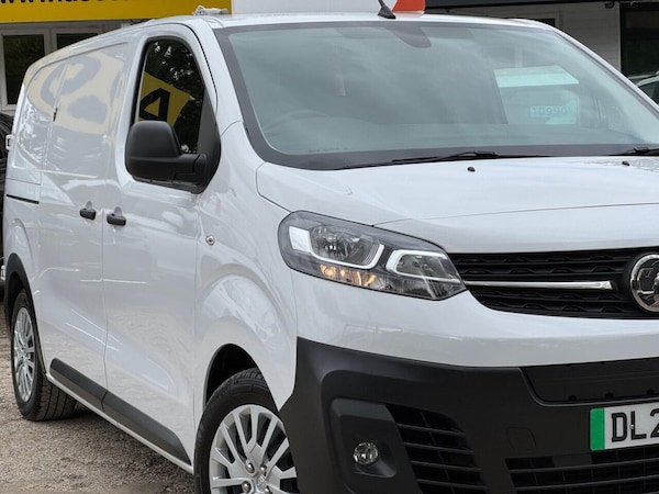Used Vauxhall Vivaro 2023 for sale - 76285297: Photo 9