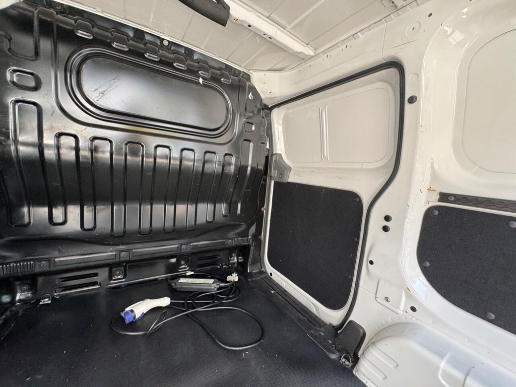 Used Nissan e-NV200 2020 for sale - 76285284: Photo 38