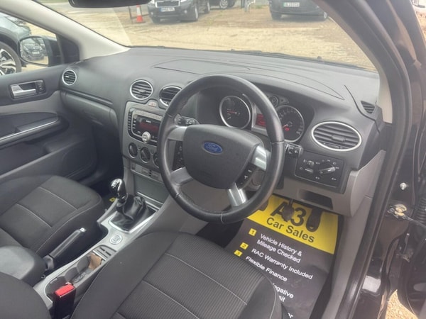 Used Ford Focus 2011 for sale - 76285345: Photo 24
