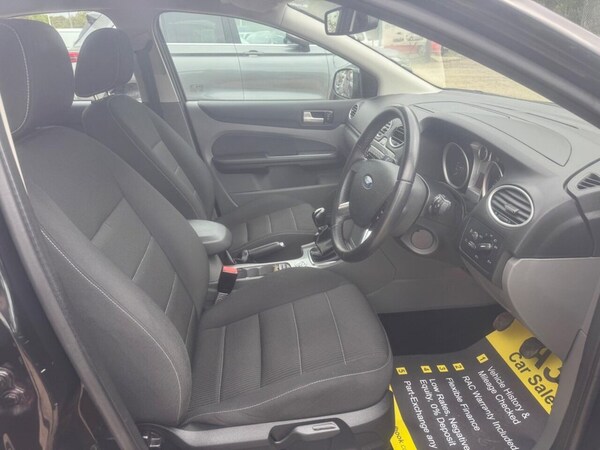 Used Ford Focus 2011 for sale - 76285345: Photo 26