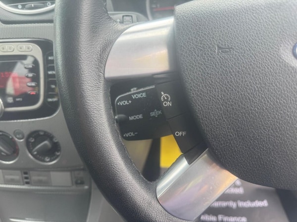 Used Ford Focus 2011 for sale - 76285345: Photo 33