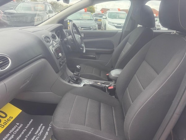 Used Ford Focus 2011 for sale - 76285345: Photo 45