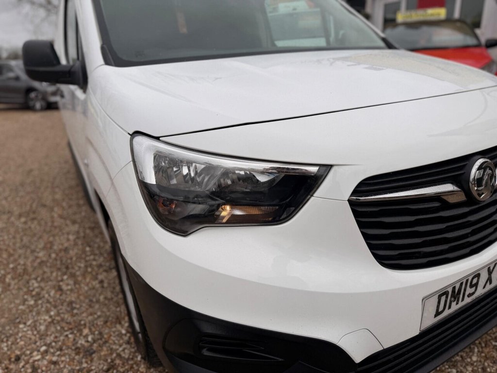 Used Vauxhall Combo 2019 for sale - 78044670: Photo 24