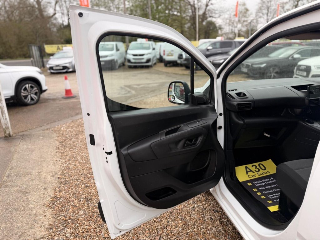 Used Vauxhall Combo 2019 for sale - 78044670: Photo 41
