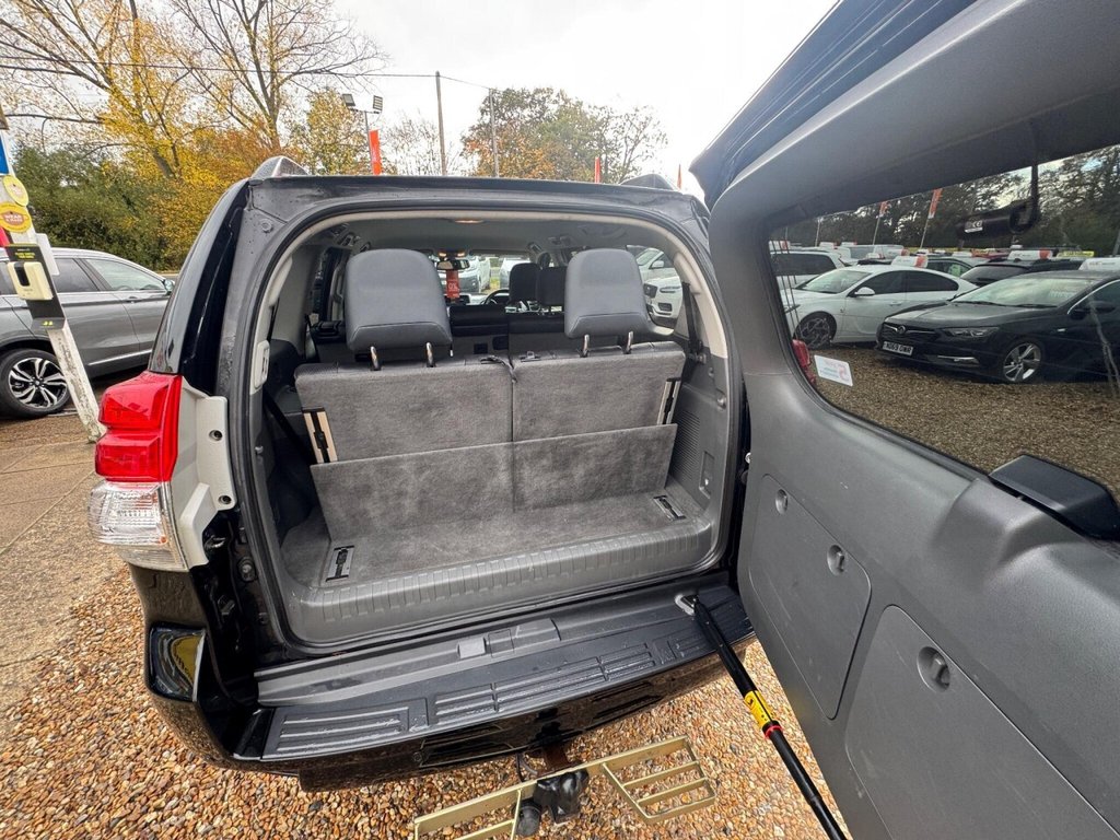 Used Toyota Land Cruiser 2011 for sale - 76496763: Photo 35