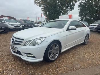 Used Mercedes-Benz E Class 2013 for sale - 76285327: Photo