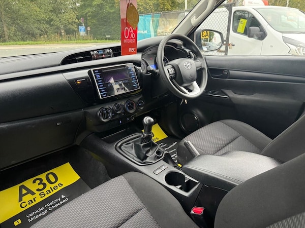 Used Toyota Hilux 2020 for sale - 76285326: Photo 46
