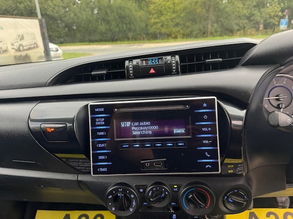 Used Toyota Hilux 2020 for sale - 76285326: Photo 50