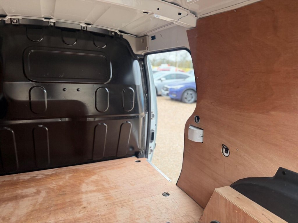 Used Renault Kangoo 2020 for sale - 77680827: Photo 39