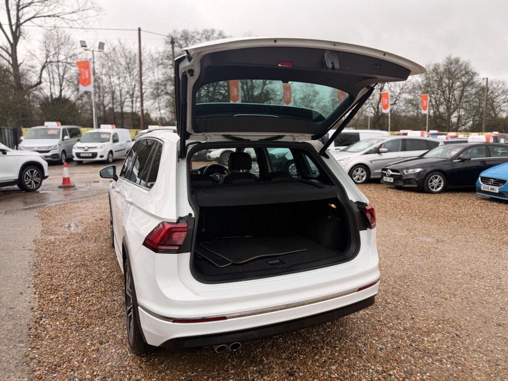 Used Volkswagen Tiguan 2017 for sale - 77534475: Photo 27