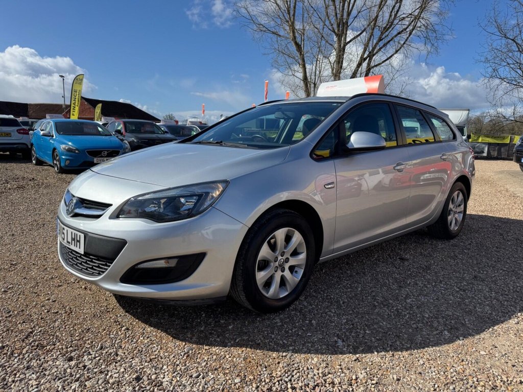 Used Vauxhall Astra 2015 for sale - 78017268: Photo 3