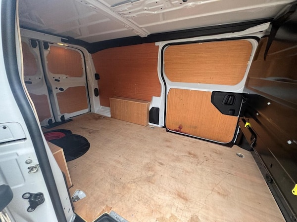 Used Peugeot Expert 2023 for sale - 76291589: Photo 37