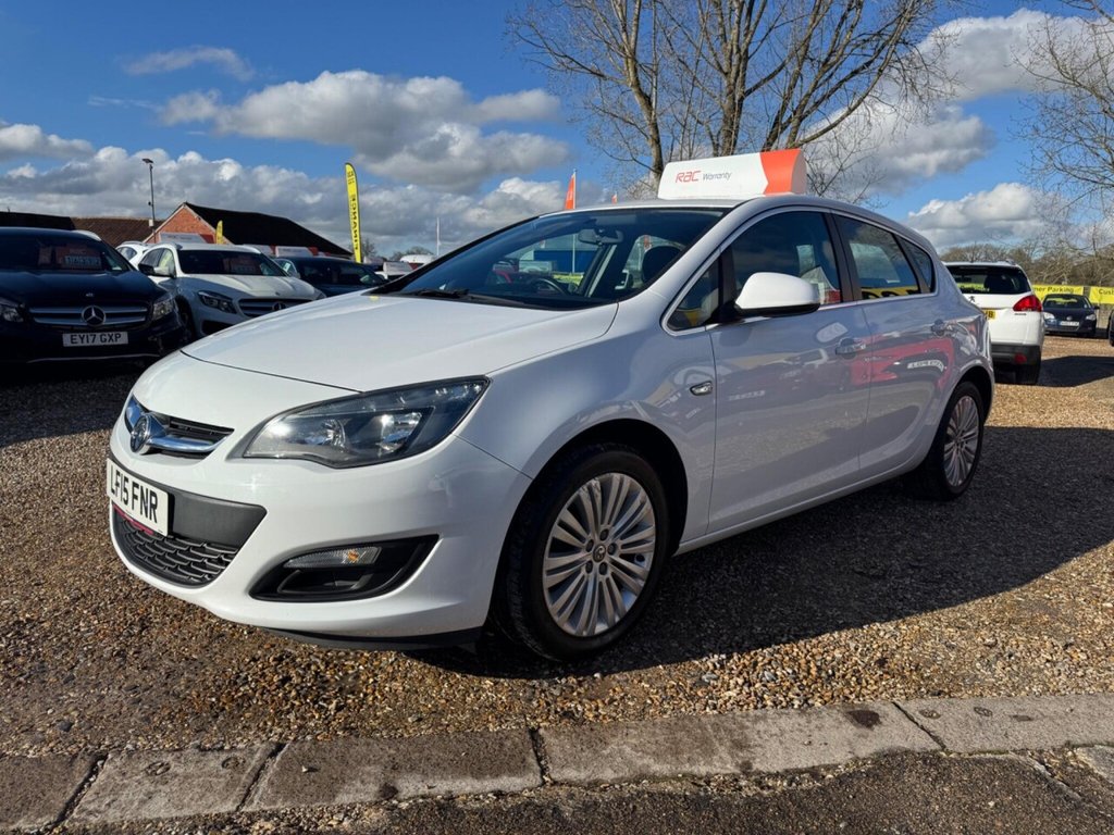 Used Vauxhall Astra 2015 for sale - 77436996: Photo 3