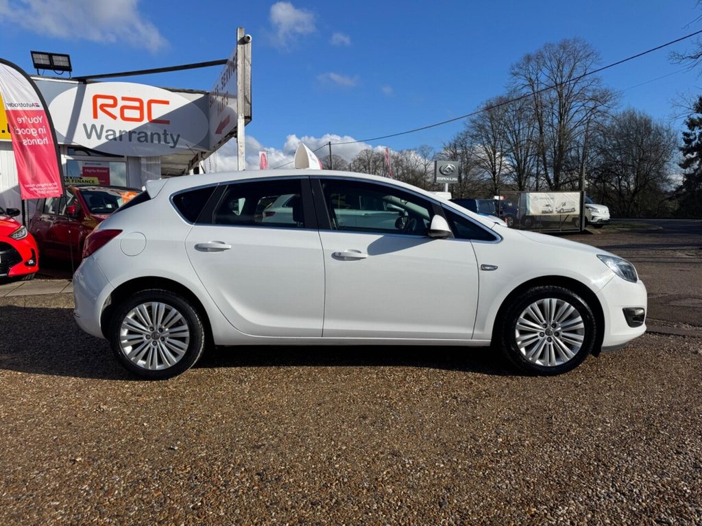 Used Vauxhall Astra 2015 for sale - 77436996: Photo 6