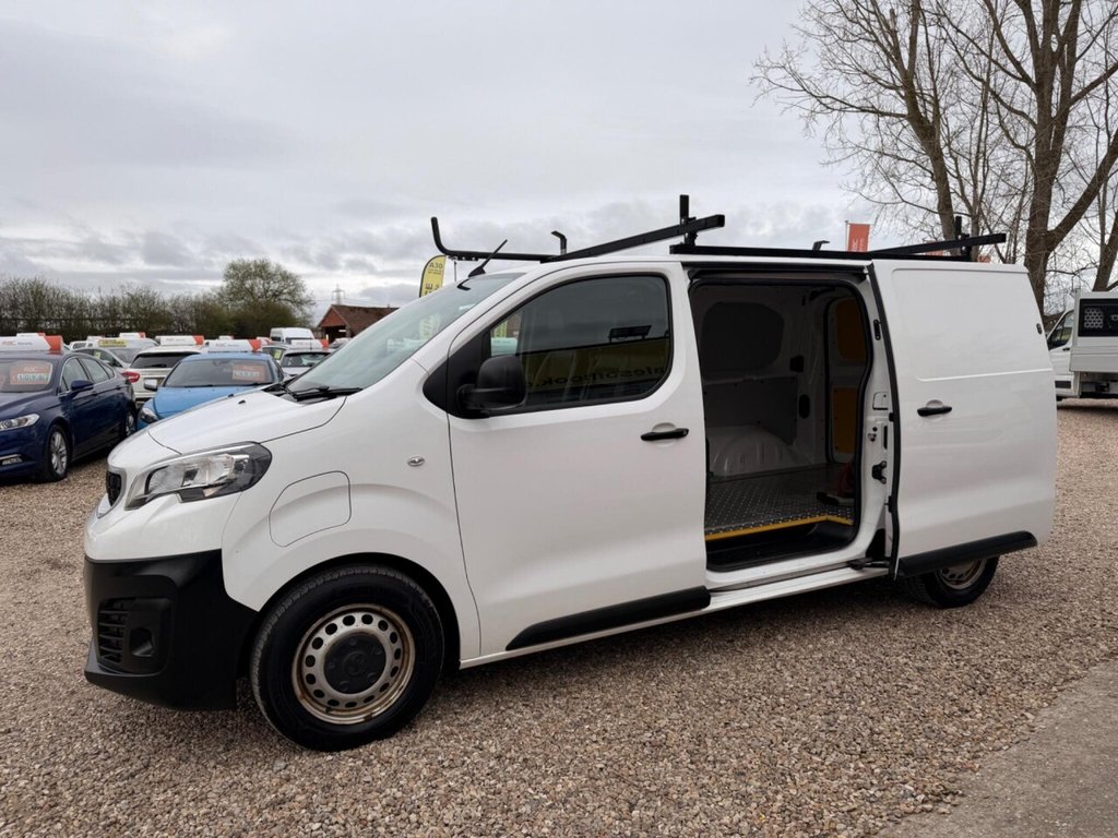 Used Peugeot e-Expert 2021 for sale - 78044795: Photo 37