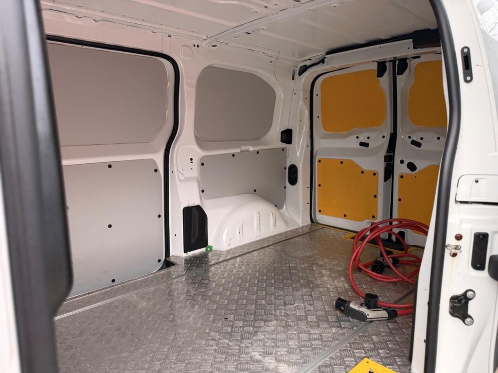 Used Peugeot e-Expert 2021 for sale - 78044795: Photo 41