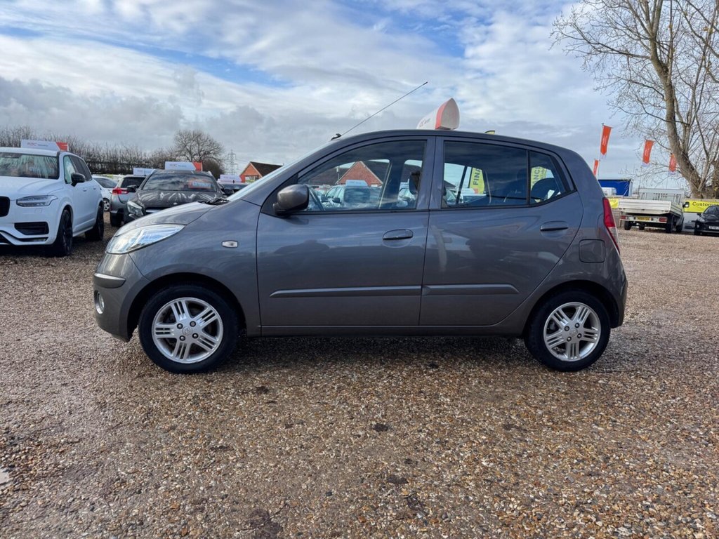 Used Hyundai i10 2010 for sale - 76841492: Photo 11