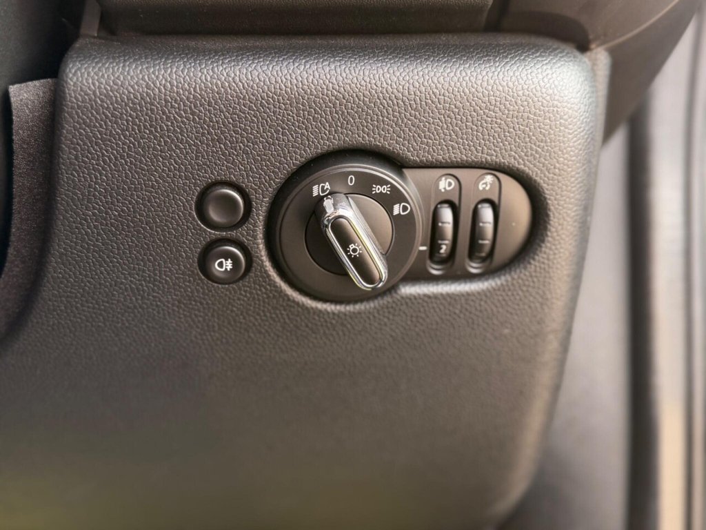 Used MINI Hatch 2022 for sale - 77967704: Photo 29