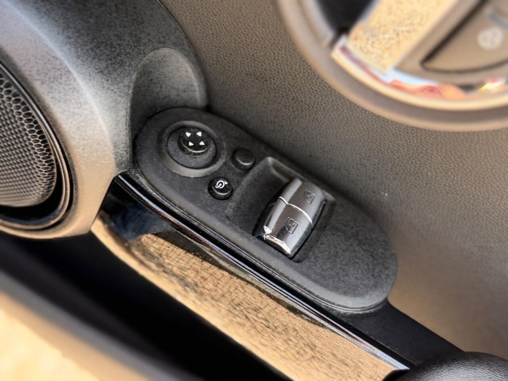 Used MINI Hatch 2022 for sale - 77967704: Photo 32