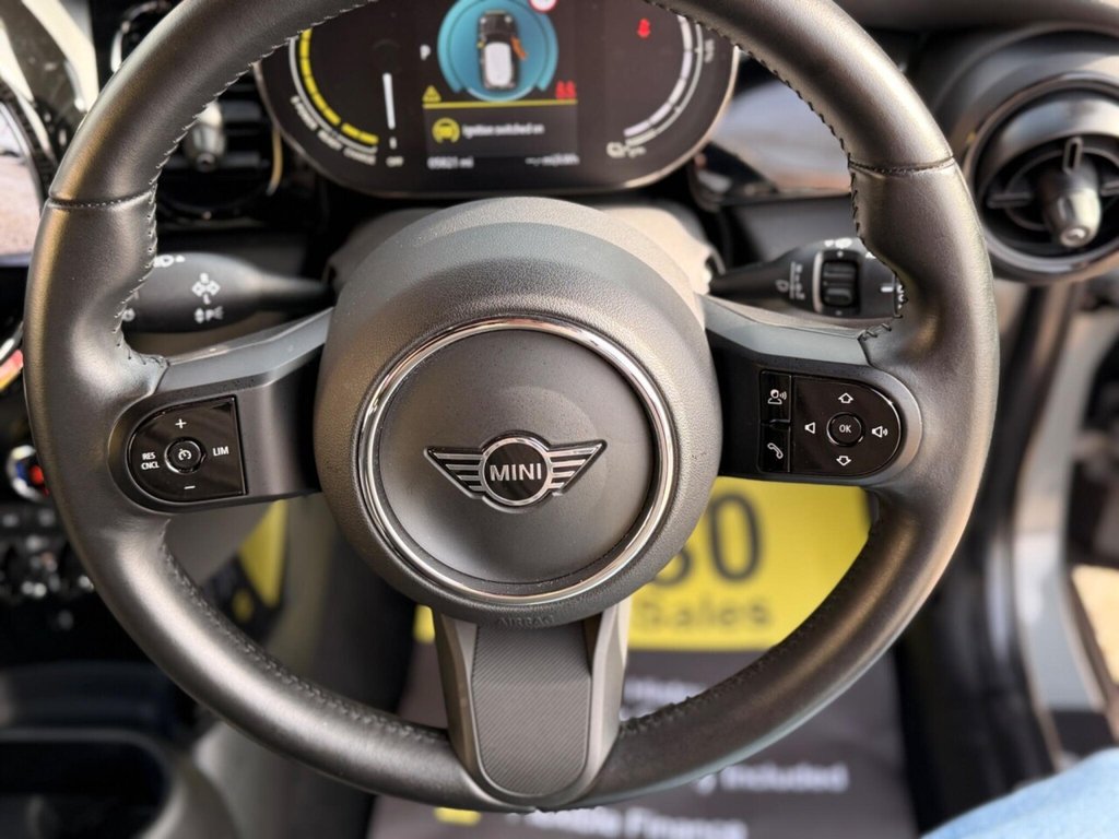 Used MINI Hatch 2022 for sale - 77967704: Photo 42