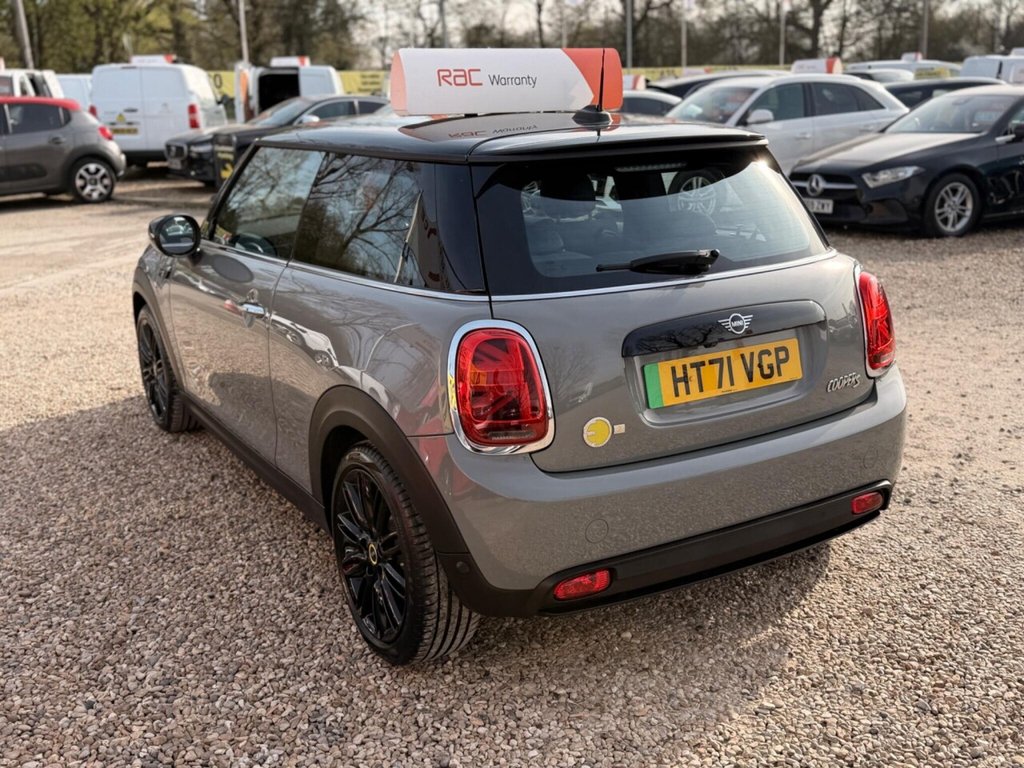 Used MINI Hatch 2022 for sale - 77967704: Photo 5