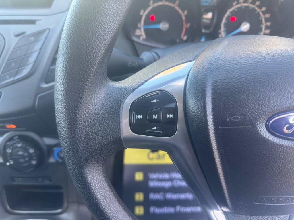 Used Ford Fiesta 2013 for sale - 76361590: Photo 31