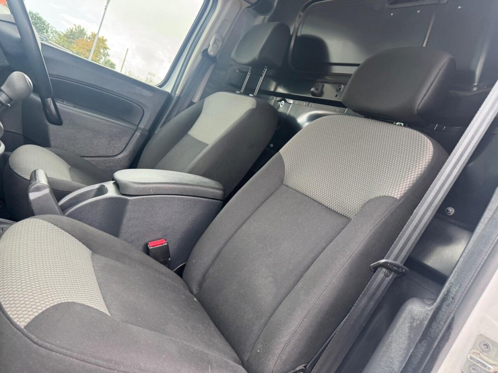 Used Renault Kangoo 2020 for sale - 76285294: Photo 46