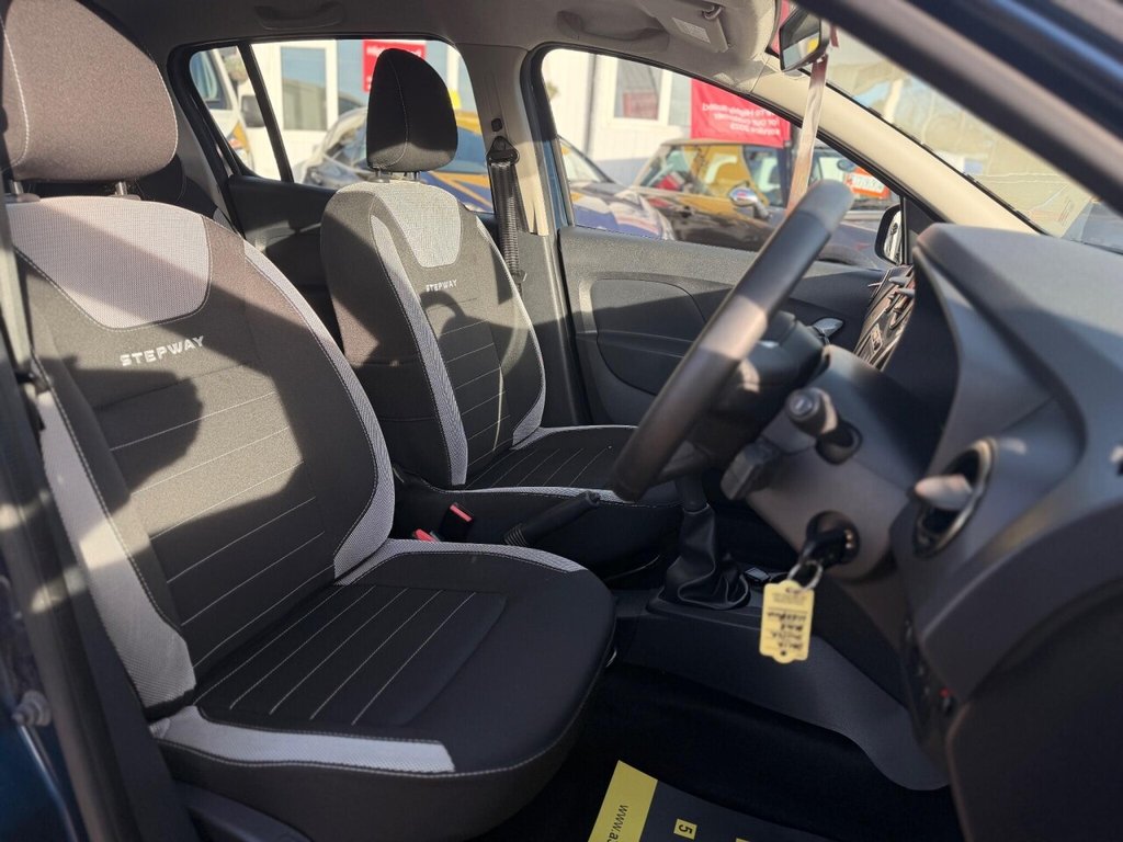Used Dacia Sandero Stepway 2018 for sale - 76711212: Photo 28