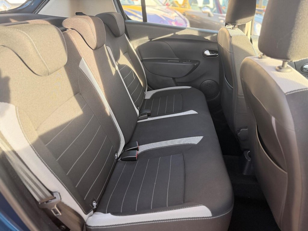 Used Dacia Sandero Stepway 2018 for sale - 76711212: Photo 32