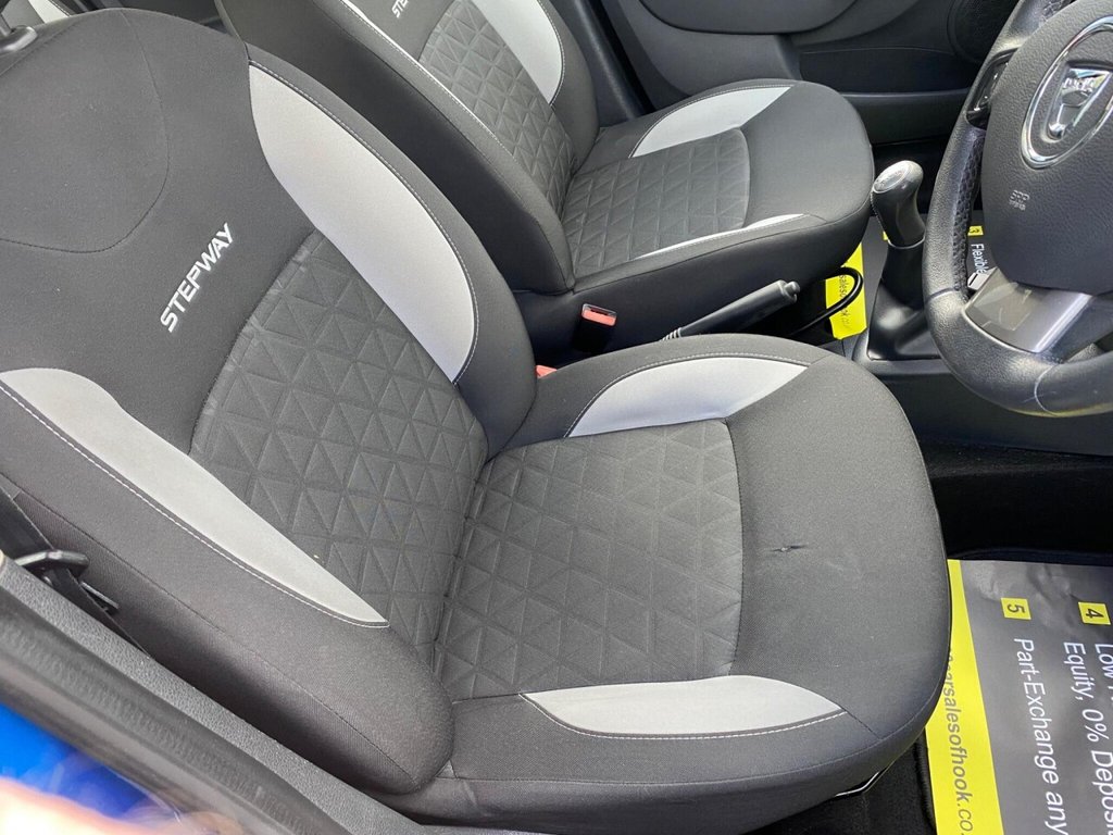 Used Dacia Sandero Stepway 2013 for sale - 78219310: Photo 28