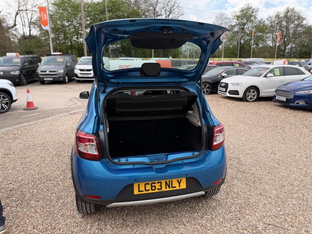 Used Dacia Sandero Stepway 2013 for sale - 78219310: Photo 34