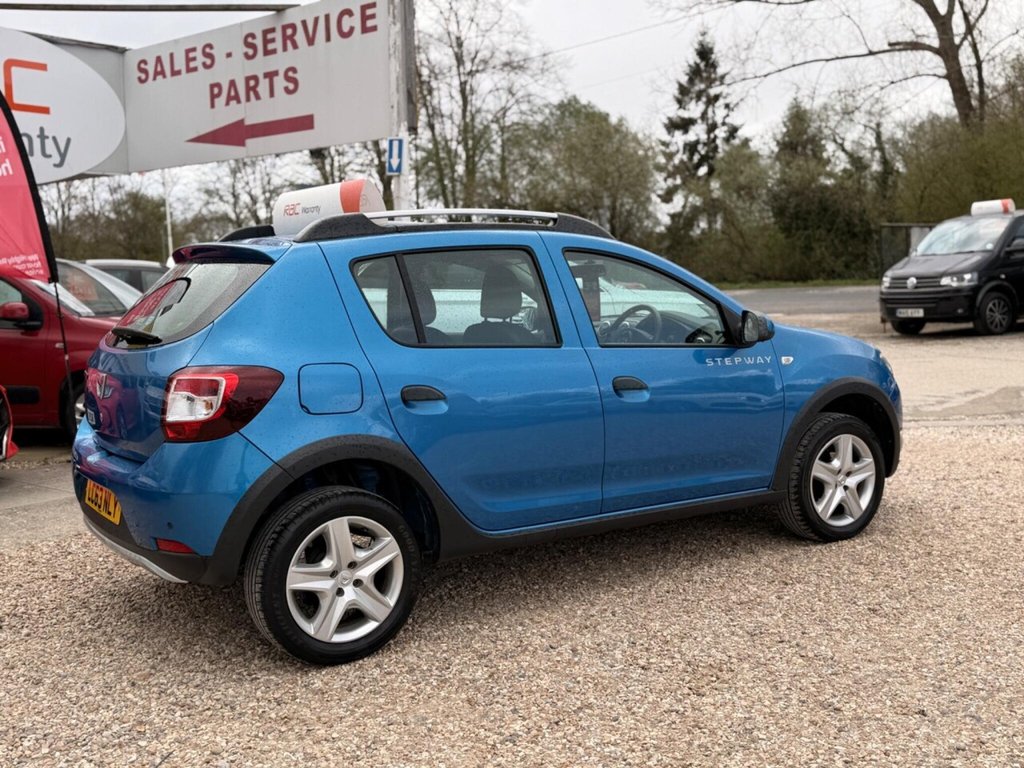 Used Dacia Sandero Stepway 2013 for sale - 78219310: Photo 9