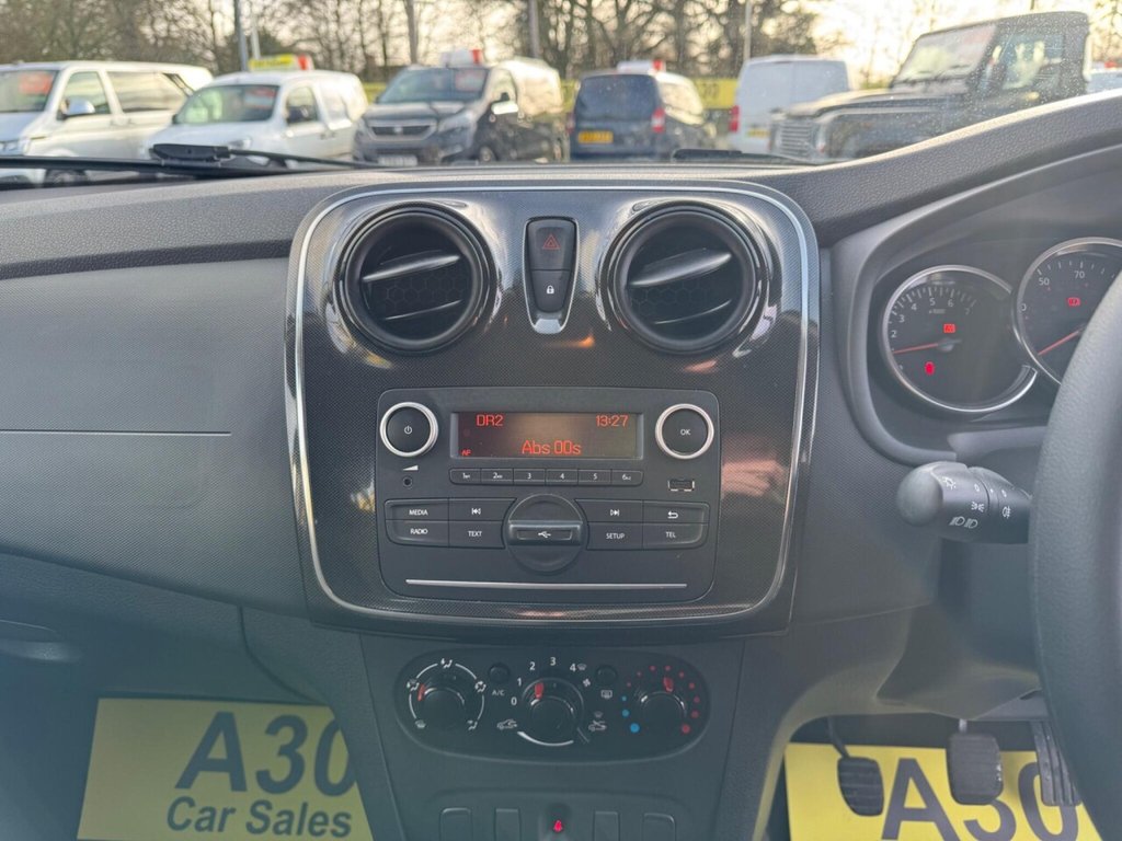 Used Dacia Sandero 2018 for sale - 77394553: Photo 29