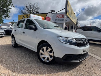 Used Dacia Sandero 2018 for sale - 79089532: Photo