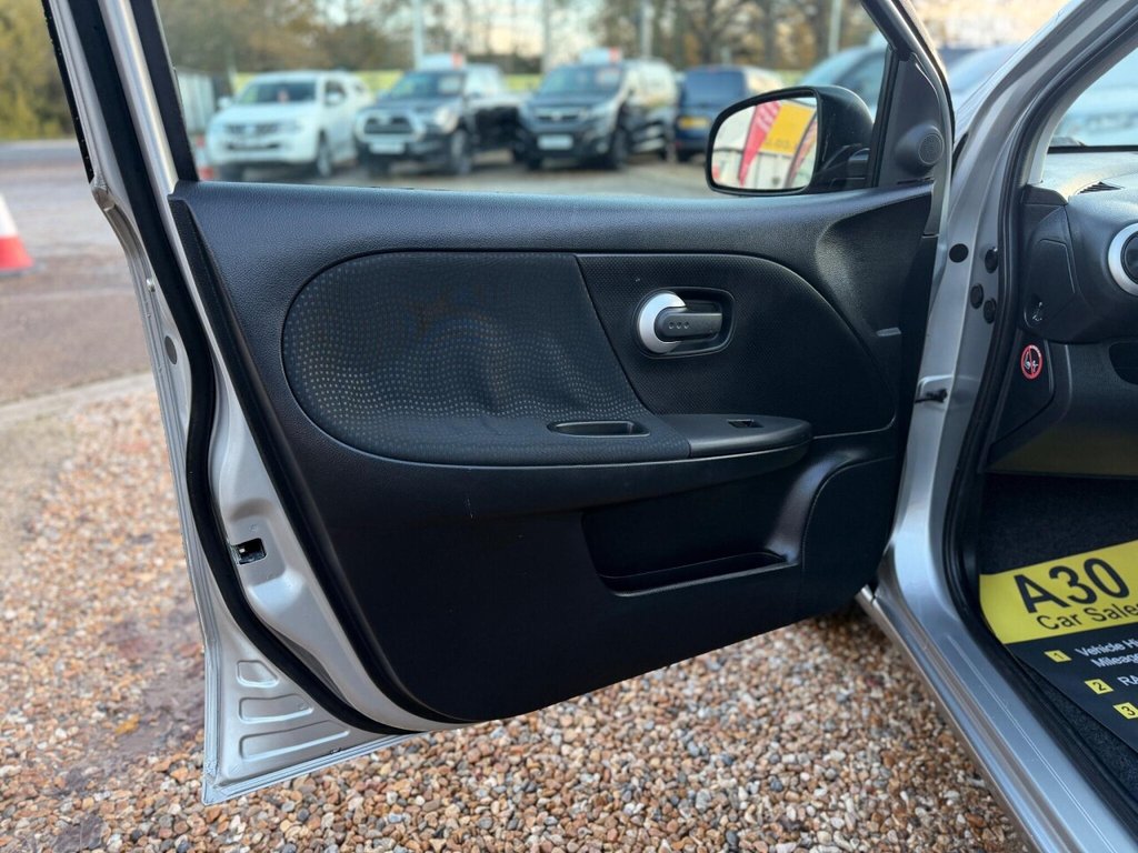 Used Nissan Note 2013 for sale - 76783842: Photo 37