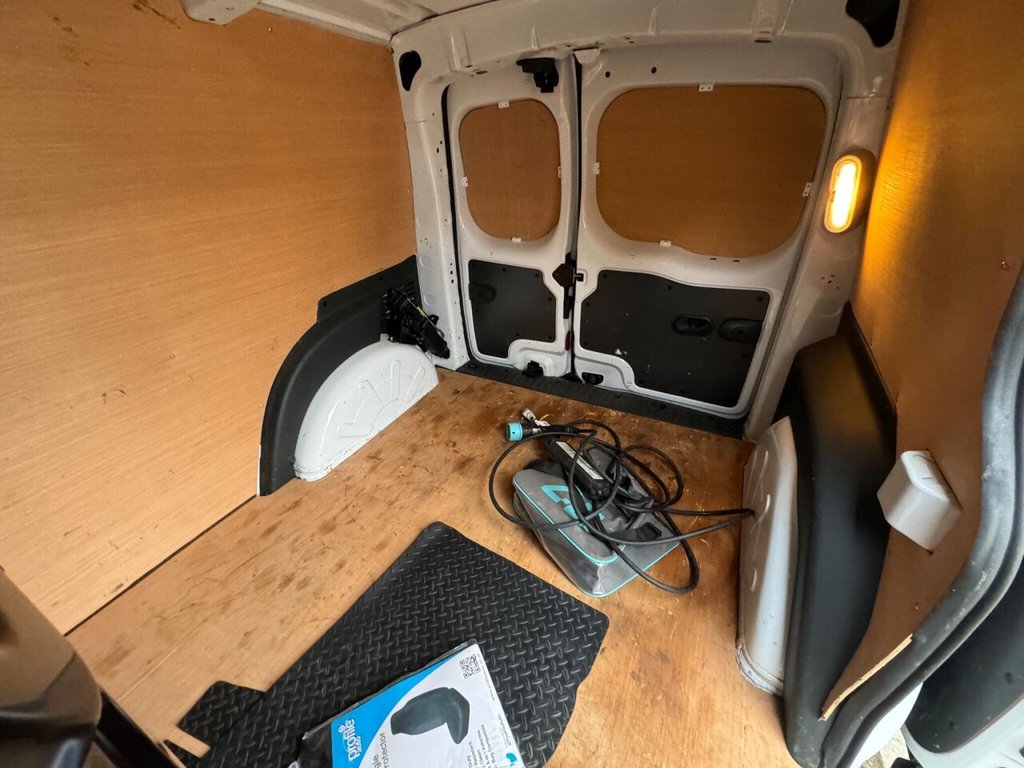 Used Renault Kangoo 2020 for sale - 76280222: Photo 31