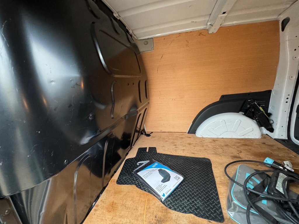 Used Renault Kangoo 2020 for sale - 76280222: Photo 32