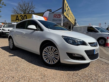 Used Vauxhall Astra 2015 for sale - 79517766: Photo