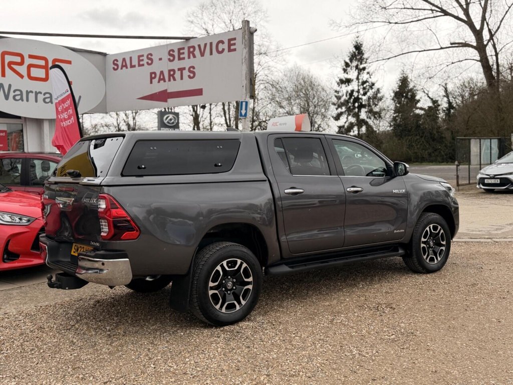 Used Toyota Hilux 2022 for sale - 77879947: Photo 10
