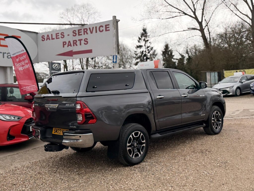 Used Toyota Hilux 2022 for sale - 77879947: Photo 12