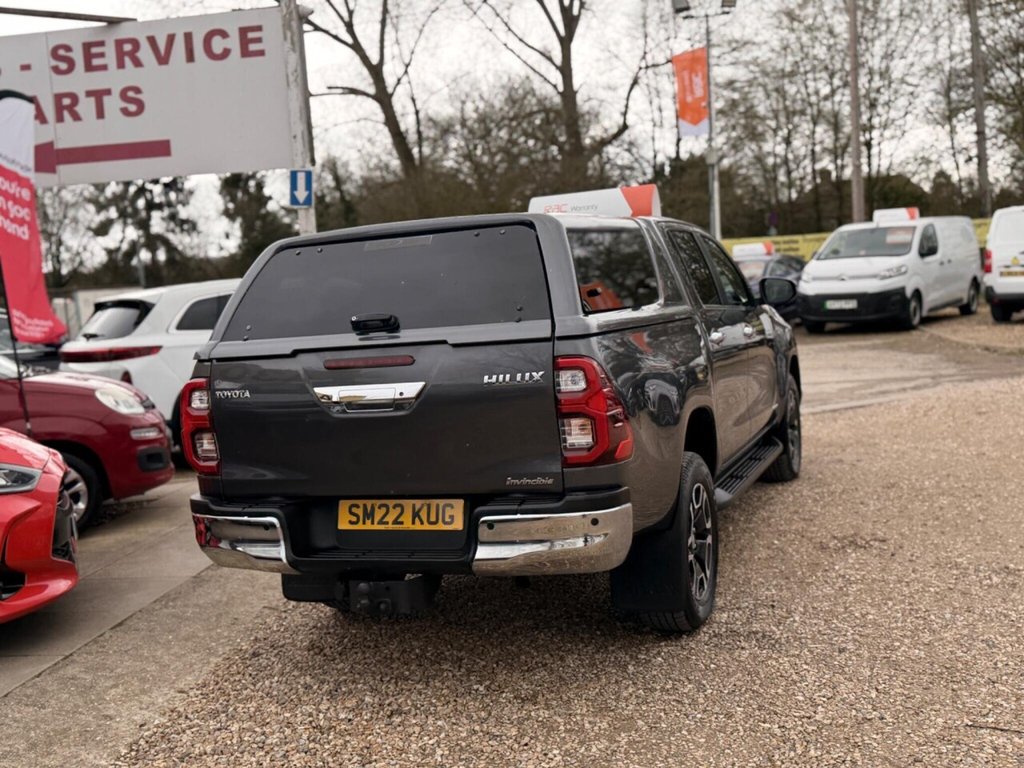 Used Toyota Hilux 2022 for sale - 77879947: Photo 13