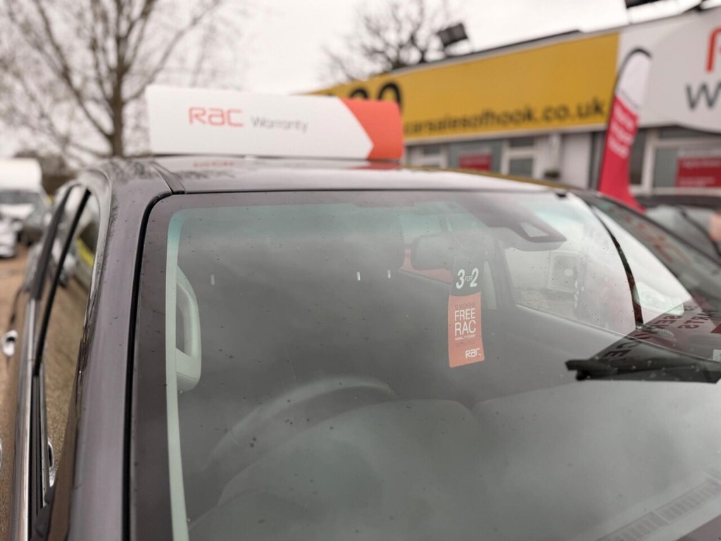 Used Toyota Hilux 2022 for sale - 77879947: Photo 27