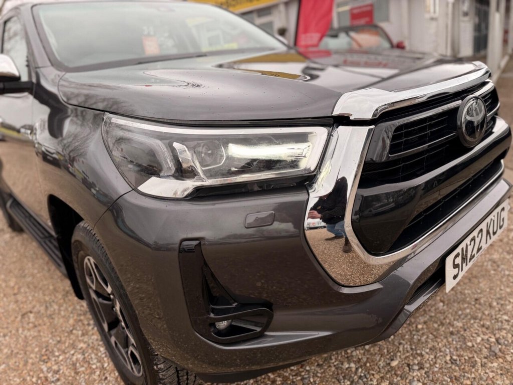 Used Toyota Hilux 2022 for sale - 77879947: Photo 28