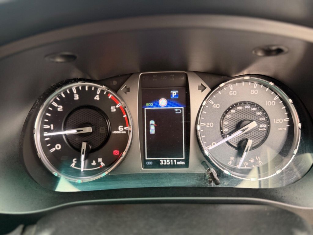 Used Toyota Hilux 2022 for sale - 77879947: Photo 45