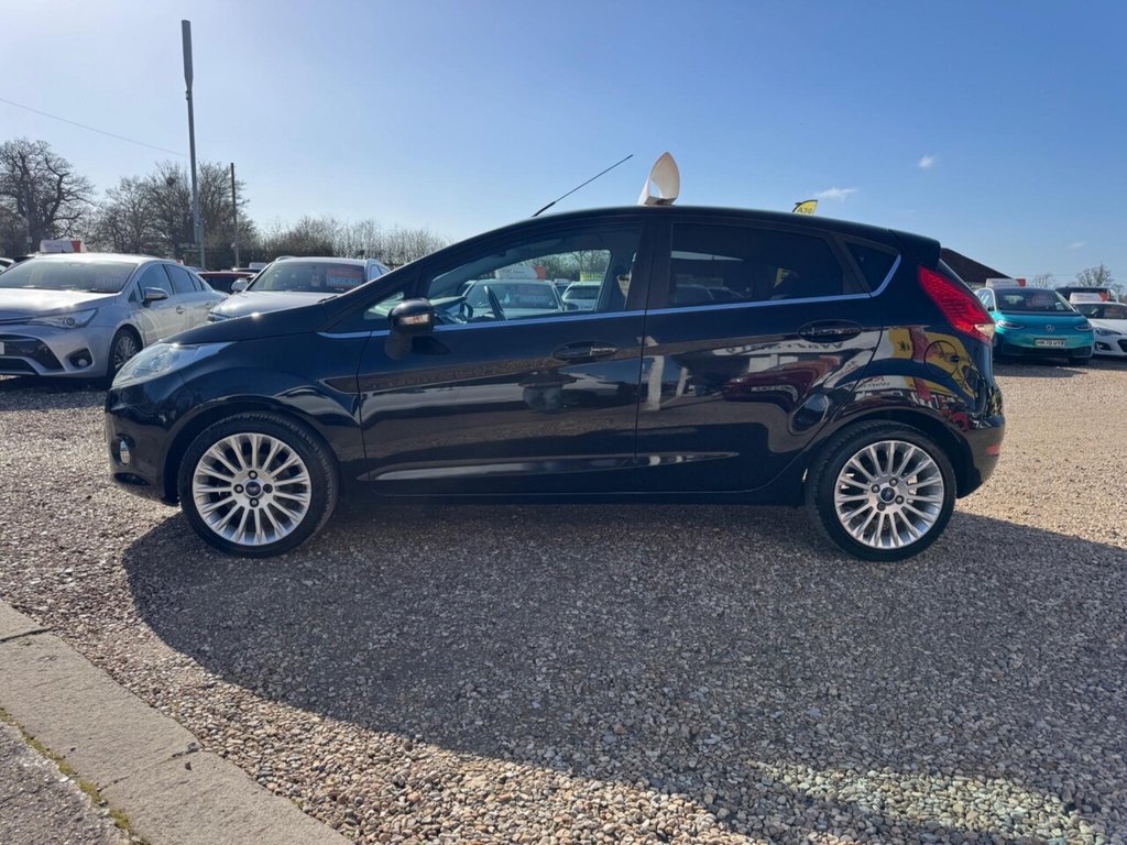 Used Ford Fiesta 2012 for sale - 77920582: Photo 18