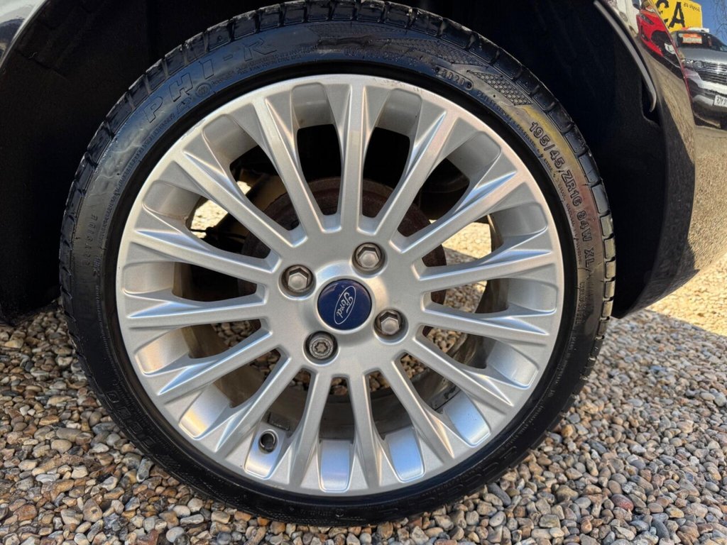 Used Ford Fiesta 2012 for sale - 77920582: Photo 21