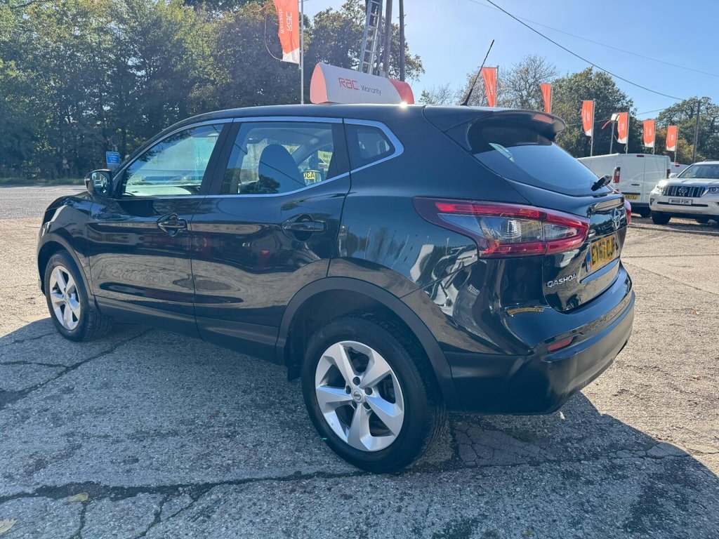 Used Nissan Qashqai 2017 for sale - 76266780: Photo 17