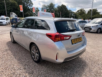 Used Toyota Auris 2015 for sale - 78856193: Photo