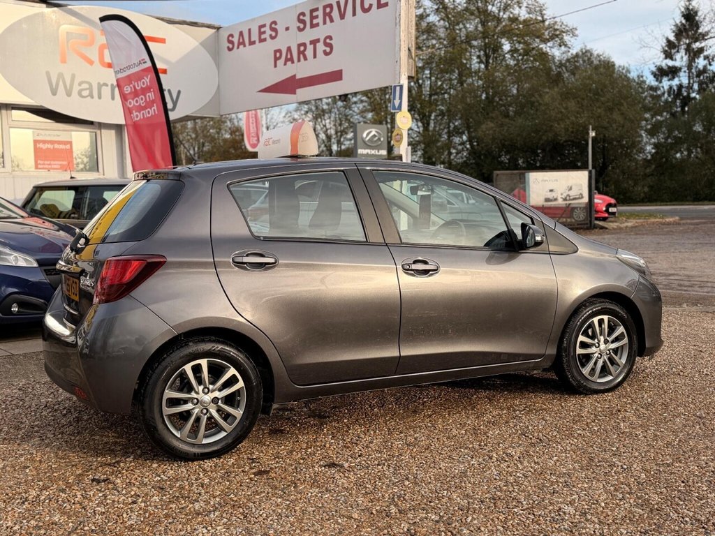 Used Toyota Yaris 2015 for sale - 76559406: Photo 12