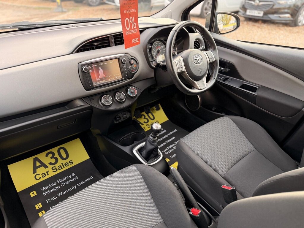 Used Toyota Yaris 2015 for sale - 76559406: Photo 37